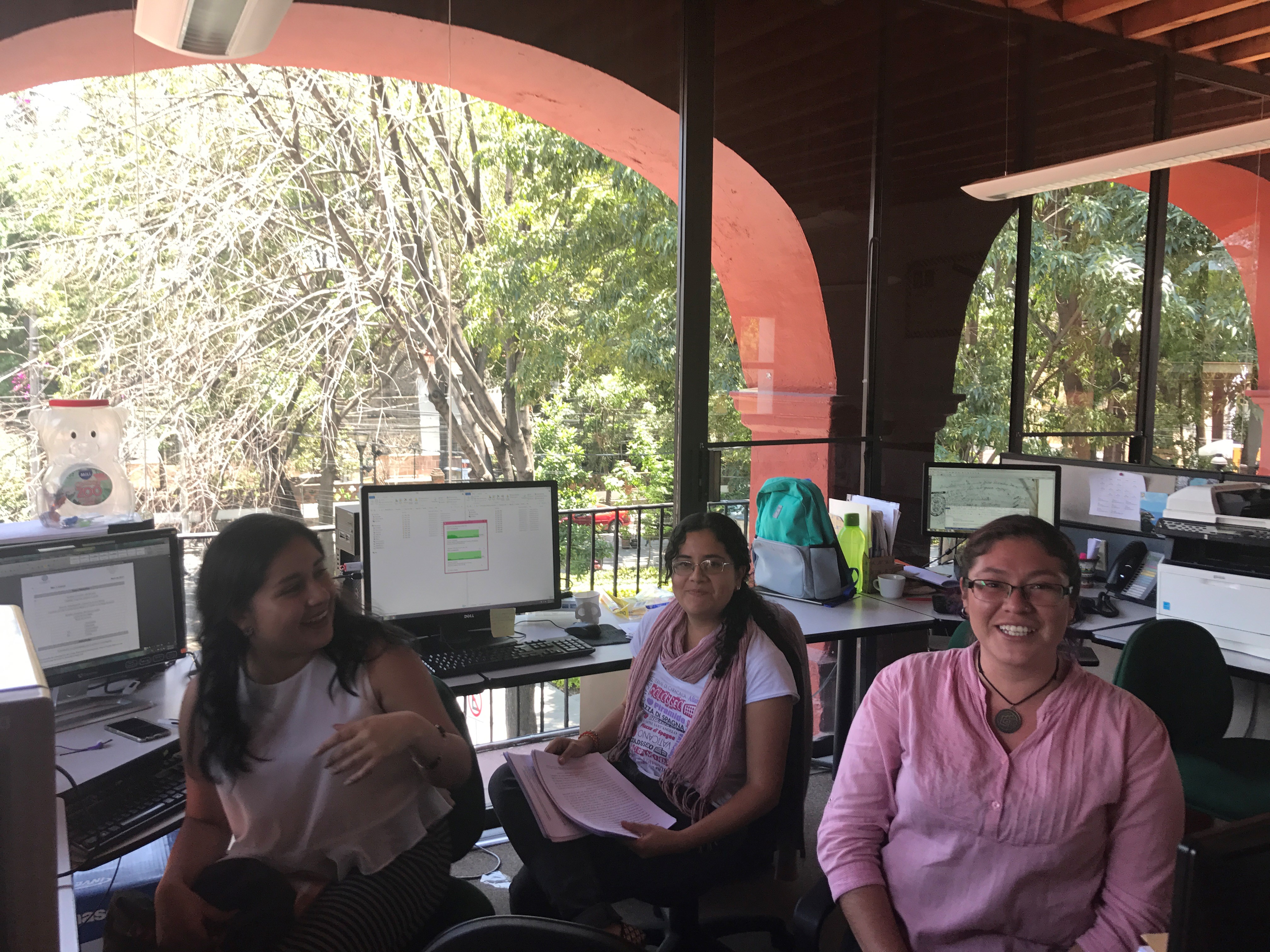 /Seminarios/s_emprendedores/Galeria/Chicas.jpg